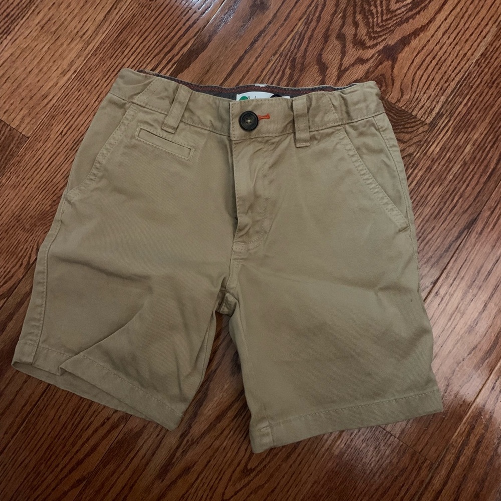Mini Boden Khaki boys shorts